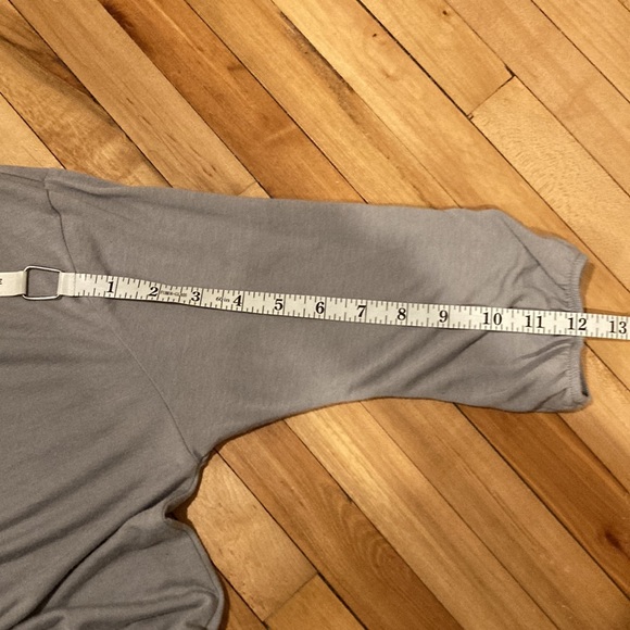 Old Navy Top - Picture 11 of 12